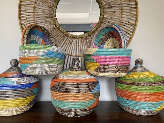 Small Lidded Sweet Grass Basket