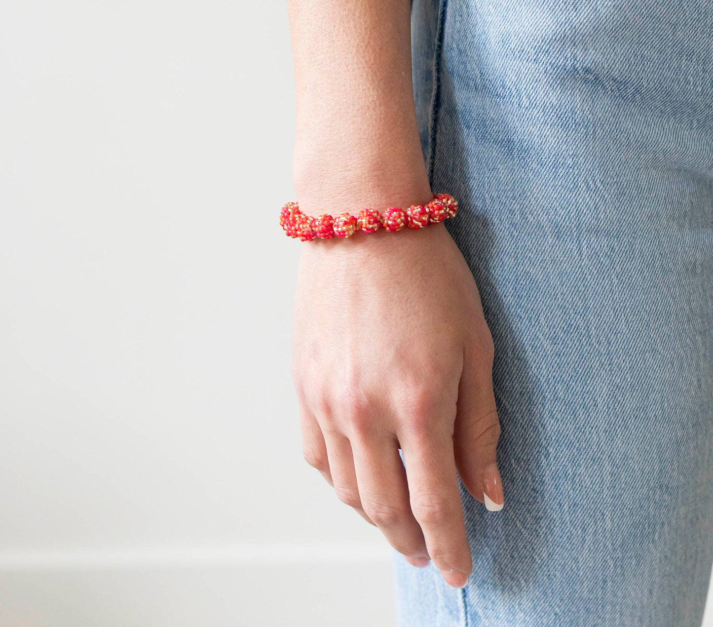 Roll-On Globe Bracelet - Fiji