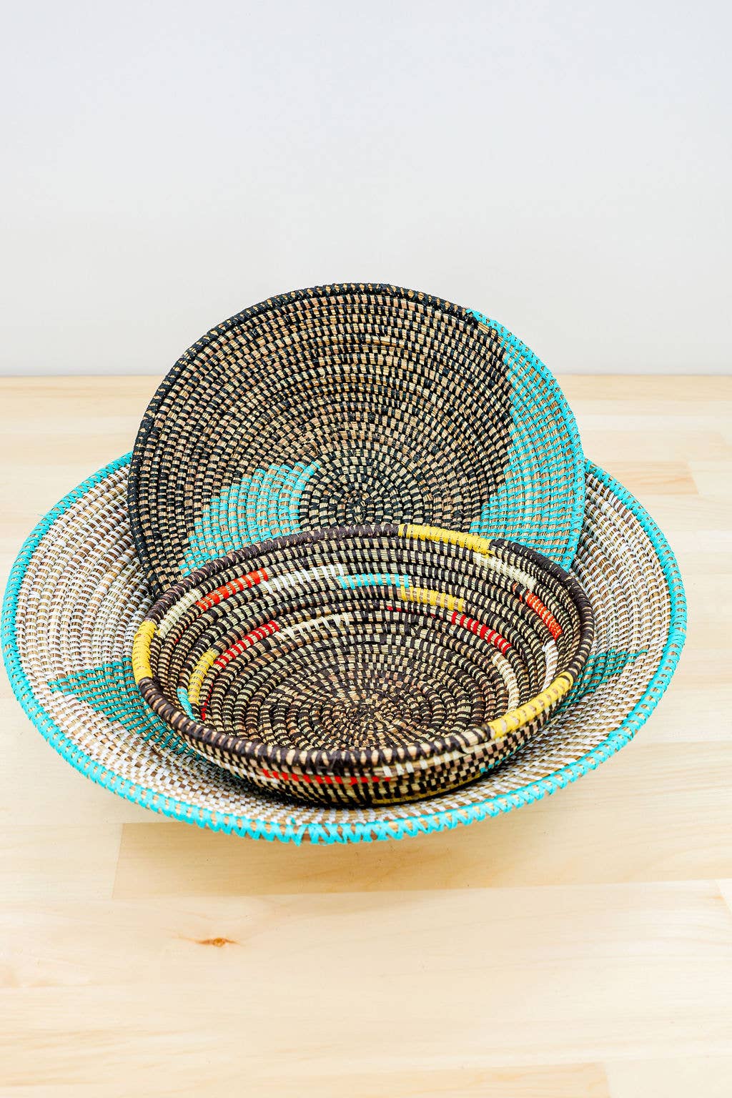 Multi-Color Sweet Grass Wall Basket / Bowl - Large