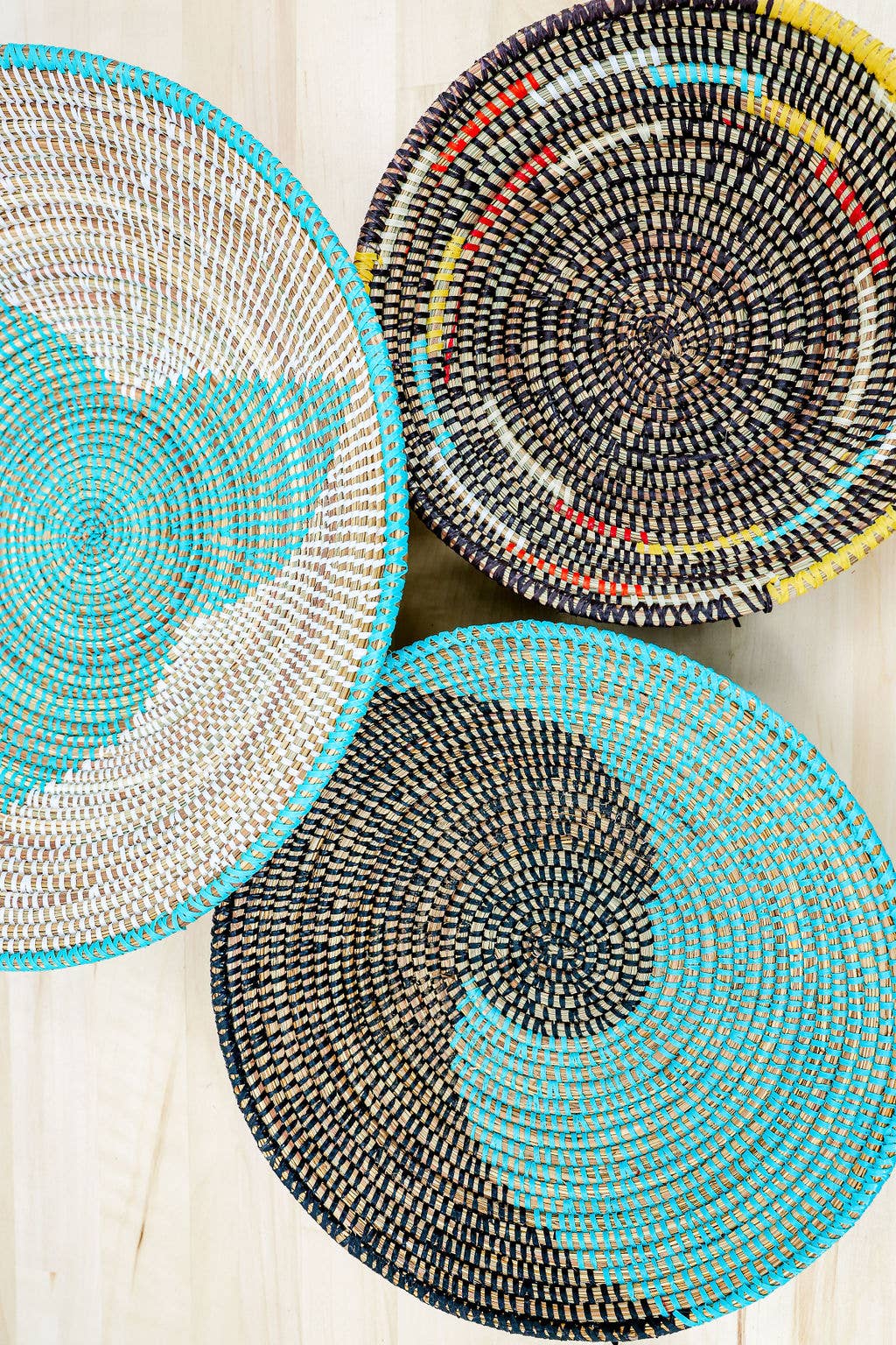 Multi-Color Sweet Grass Wall Basket / Bowl - Large